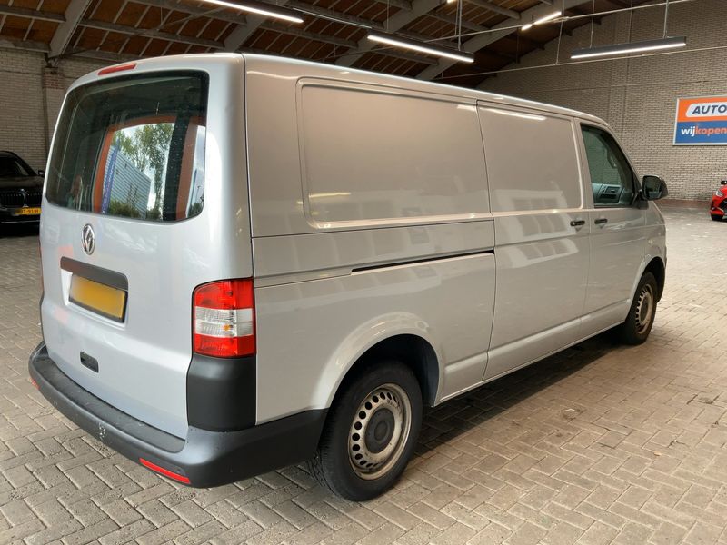 Volkswagen T5 Transporter 2.0 TDI Kasten lang 2014 – снимка на щета