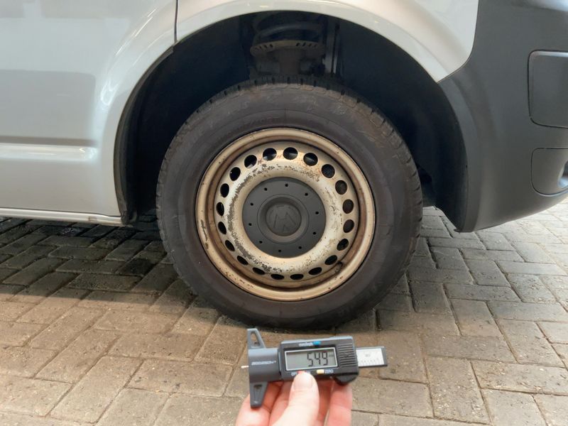 Volkswagen T5 Transporter 2.0 TDI Kasten lang 2014 – снимка 19
