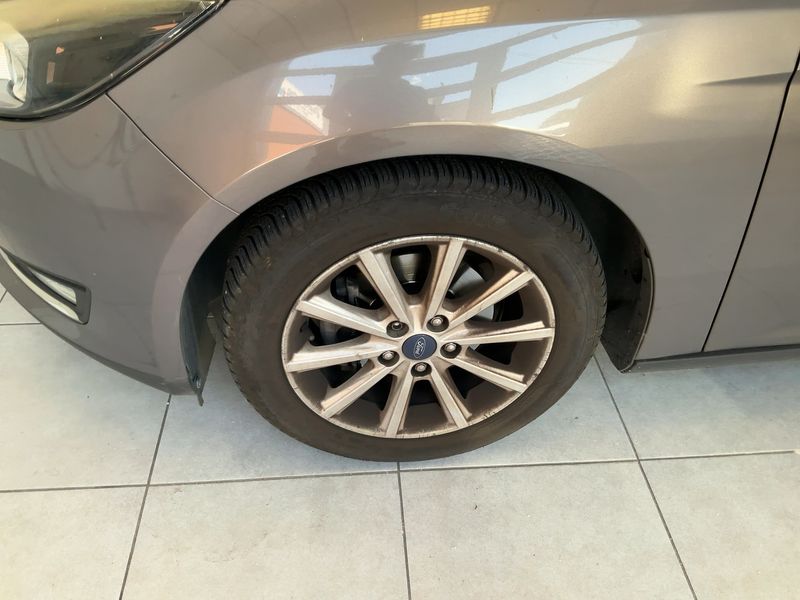 Ford Focus 1.5 TDCi Titanium 2015 – снимка 3