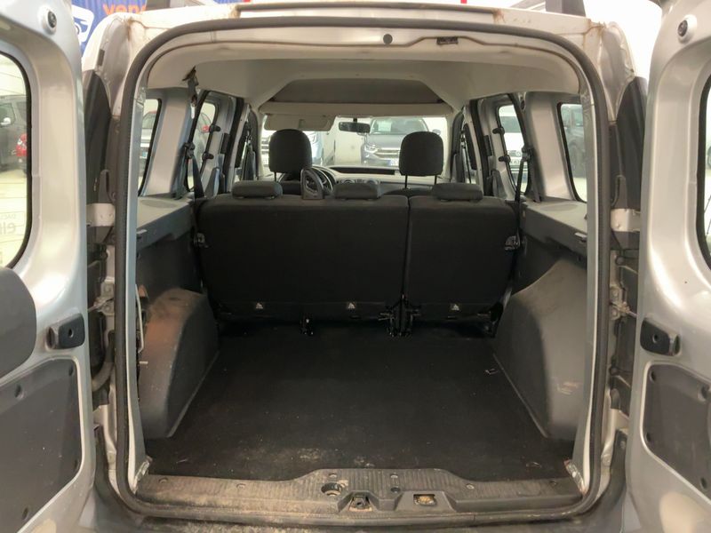 Dacia Dokker 1.2 TCe Stepway 2015 – снимка 15