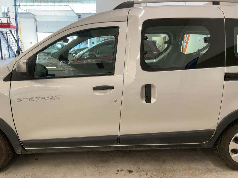 Dacia Dokker 1.2 TCe Stepway 2015 – снимка 4