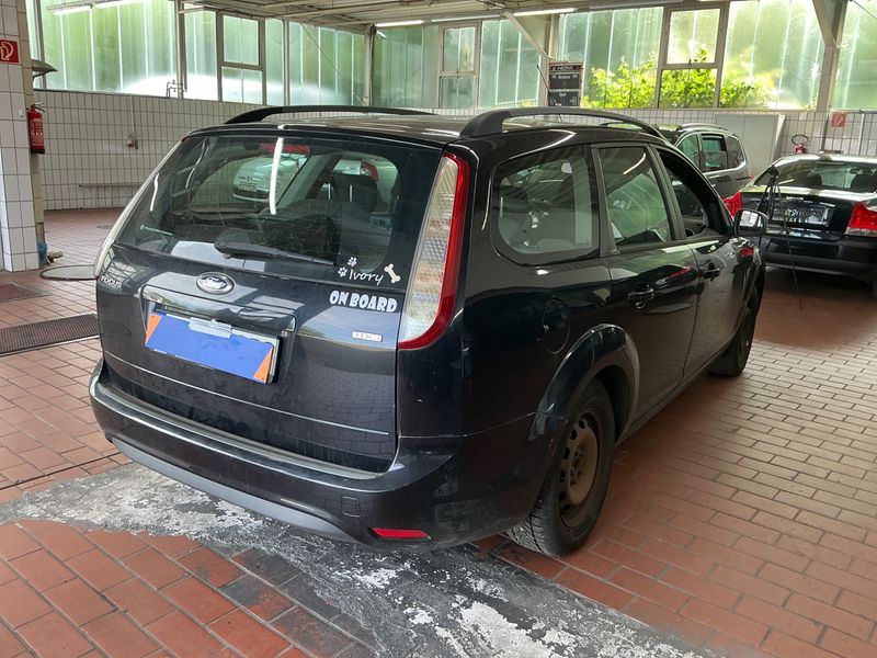 Ford Focus 1.6 TDCi Concept 2010 – снимка 2