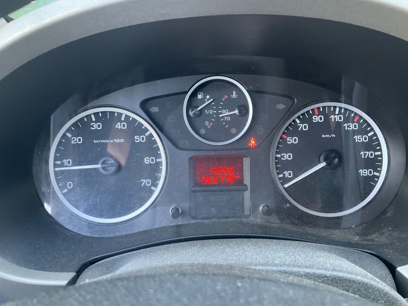 Peugeot Partner 1.6 HDi Outdoor 2011 – снимка 4