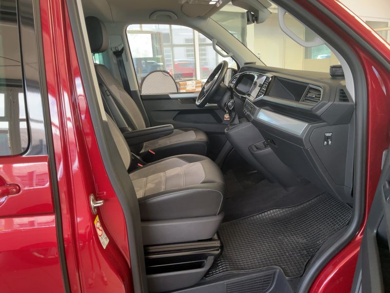 Volkswagen T6 Multivan 2.0 TDI Edition FWD 2021 – снимка 17