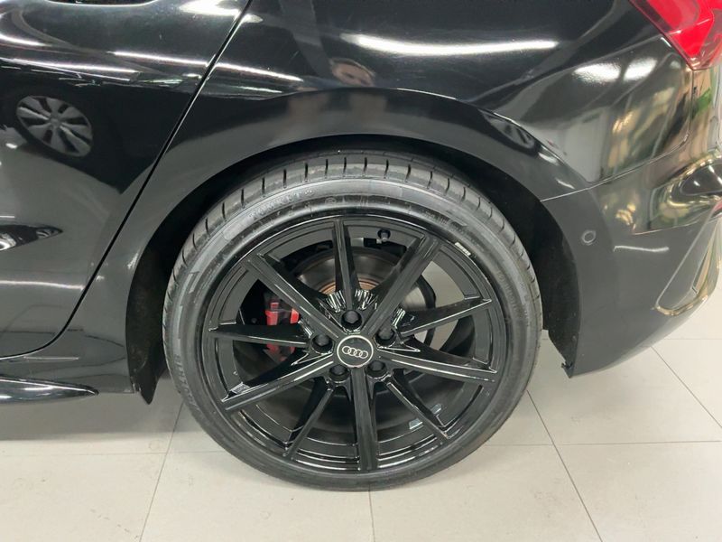 Audi A3 Sportback 35 TDI S line 2023 – снимка 5