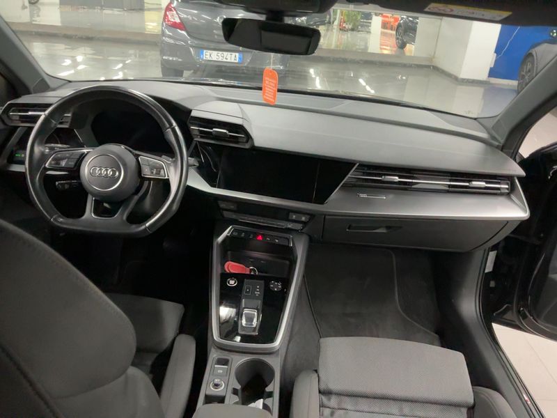 Audi A3 Sportback 35 TDI S line 2023 – снимка 17