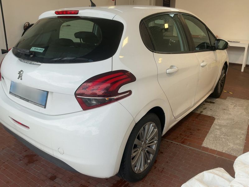 Peugeot 208 1.2 e-VTi Active 2015 – снимка 8