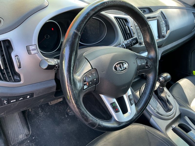 Kia Sportage 2.0 CRDi Spirit 4WD 2015 – снимка 32