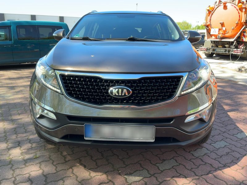 Kia Sportage 2.0 CRDi Spirit 4WD 2015 – снимка 14