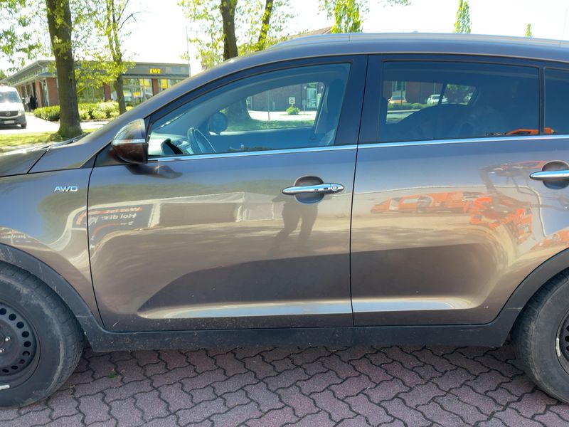Kia Sportage 2.0 CRDi Spirit 4WD 2015 – снимка 4