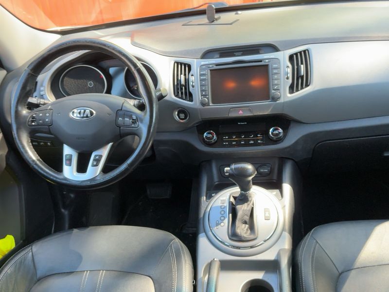 Kia Sportage 2.0 CRDi Spirit 4WD 2015 – снимка 18