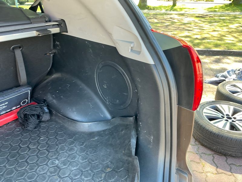 Kia Sportage 2.0 CRDi Spirit 4WD 2015 – снимка 42
