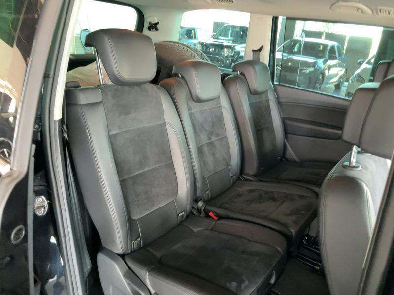 Volkswagen Sharan 2.0 TDI Highline BlueMotion Tech 2017 – снимка 20