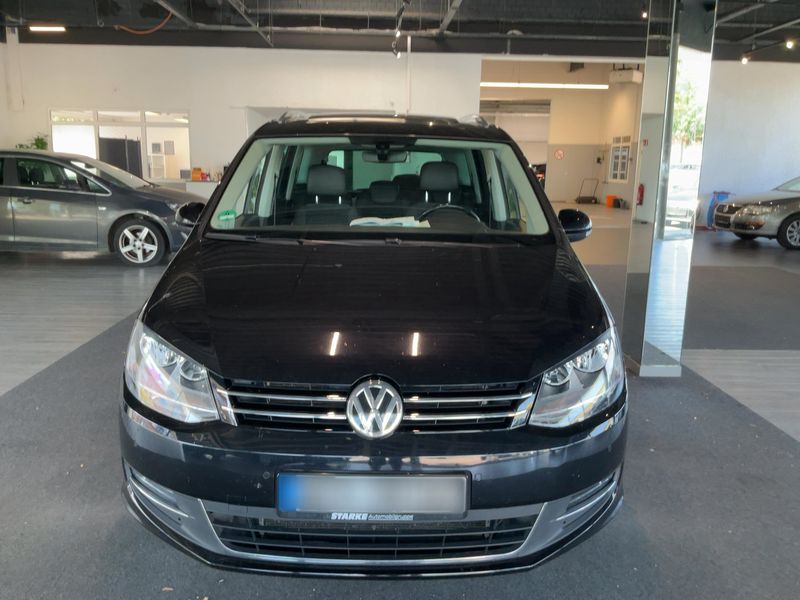 Volkswagen Sharan 2.0 TDI Highline BlueMotion Tech 2017 – снимка 14