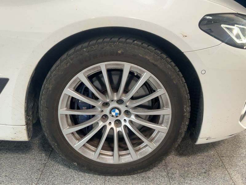 BMW 5er 530e xDrive M Sport 2021 – снимка 11