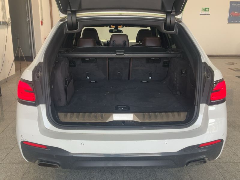 BMW 5er 530e xDrive M Sport 2021 – снимка 16