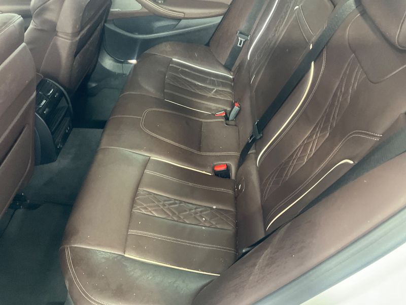 BMW 5er 530e xDrive M Sport 2021 – снимка 26