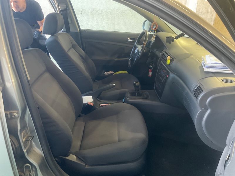 Volkswagen Passat 1.9 TDI Edition 2003 – снимка 3