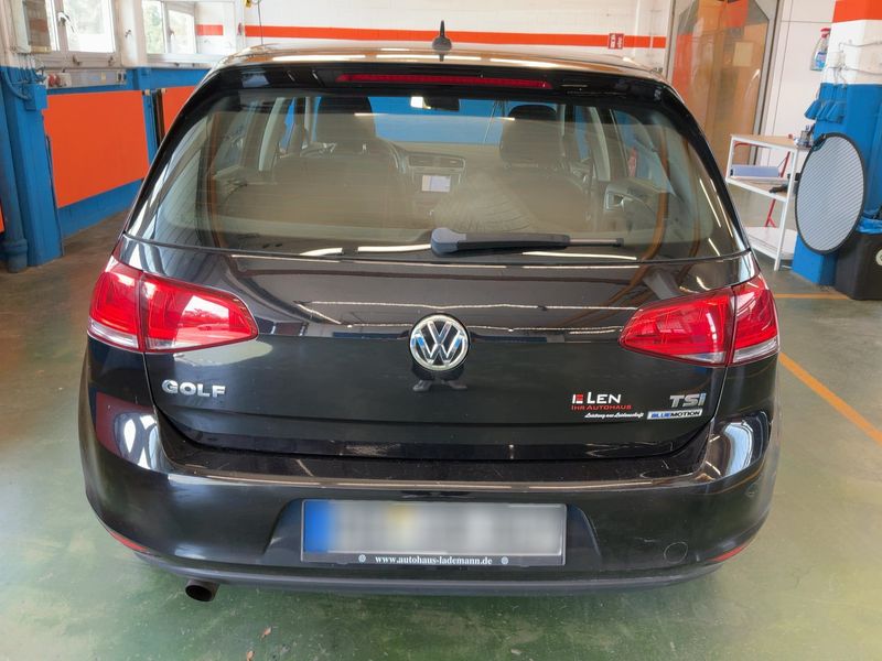 Volkswagen Golf VII 1.0 TSI Trendline BlueMotion Tech 2015 – снимка 7