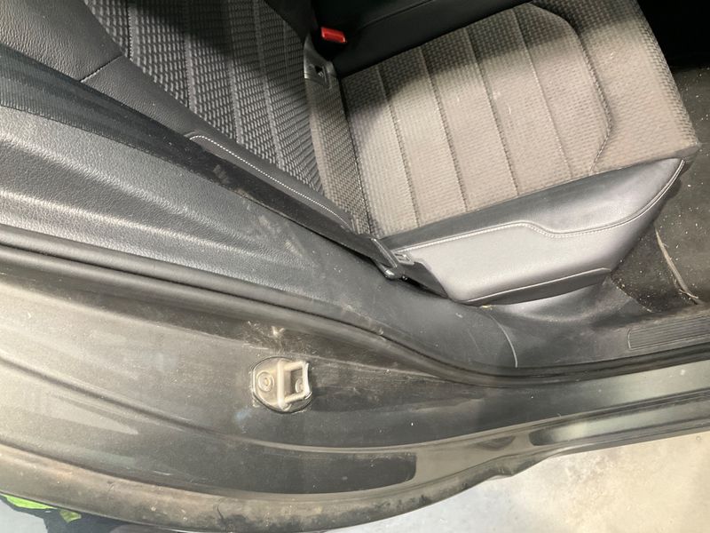 Volkswagen Golf VII 2.0 TDI Highline BlueMotion Tech 2014 – снимка 36