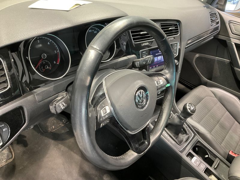 Volkswagen Golf VII 2.0 TDI Highline BlueMotion Tech 2014 – снимка 41