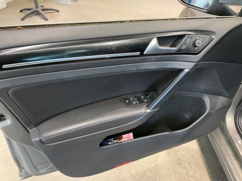 Volkswagen Golf VII 2.0 TDI Highline BlueMotion Tech 2014 – снимка 26
