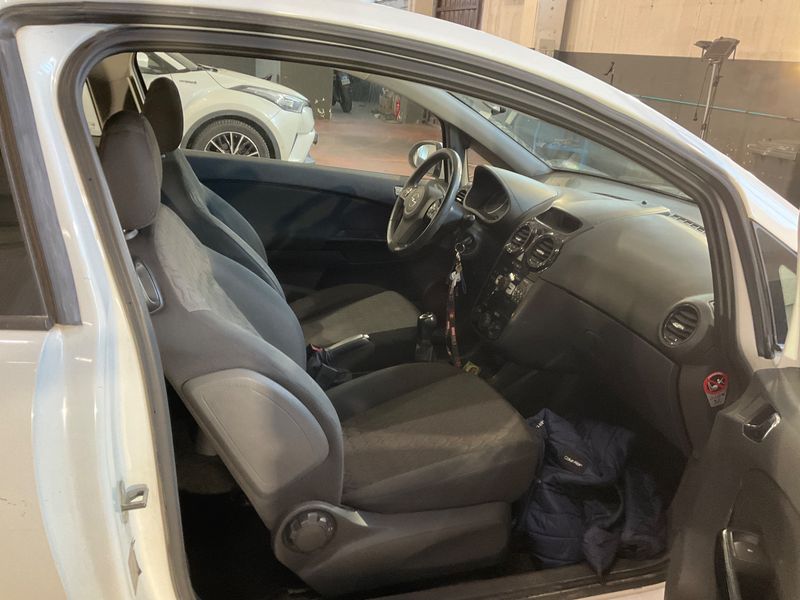 Opel Corsa 1.2 Edition 2013 – снимка 3