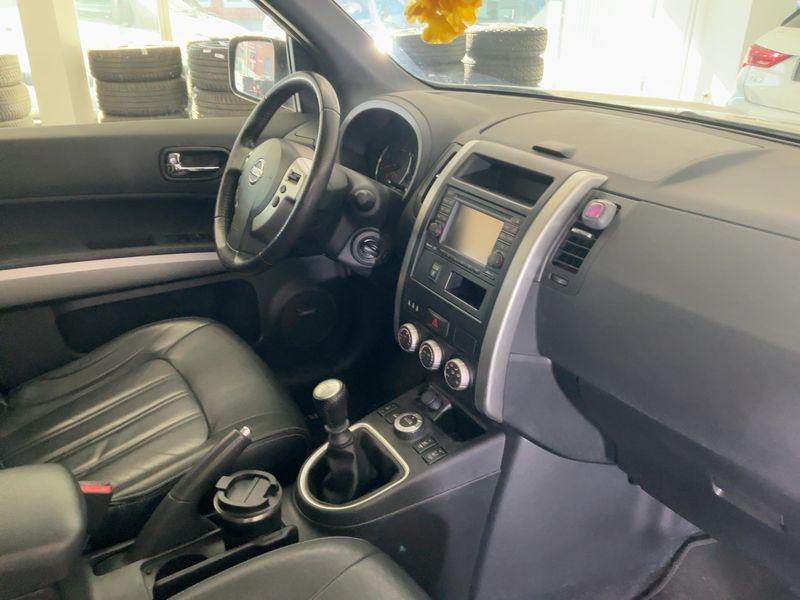 Nissan X-Trail 2.0 dCi LE 4x4 2013 – снимка 18