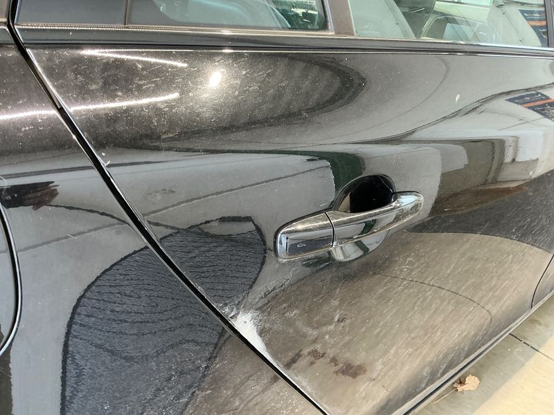 Volvo V60 2.0 D3 Linje Svart 2016 – снимка 23