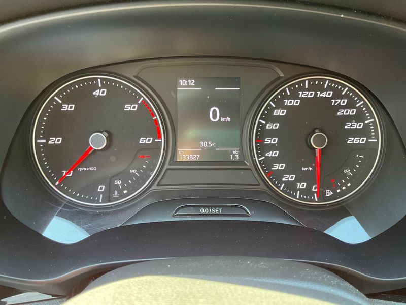 Seat Leon 1.6 TDI Style 2015 – снимка 19