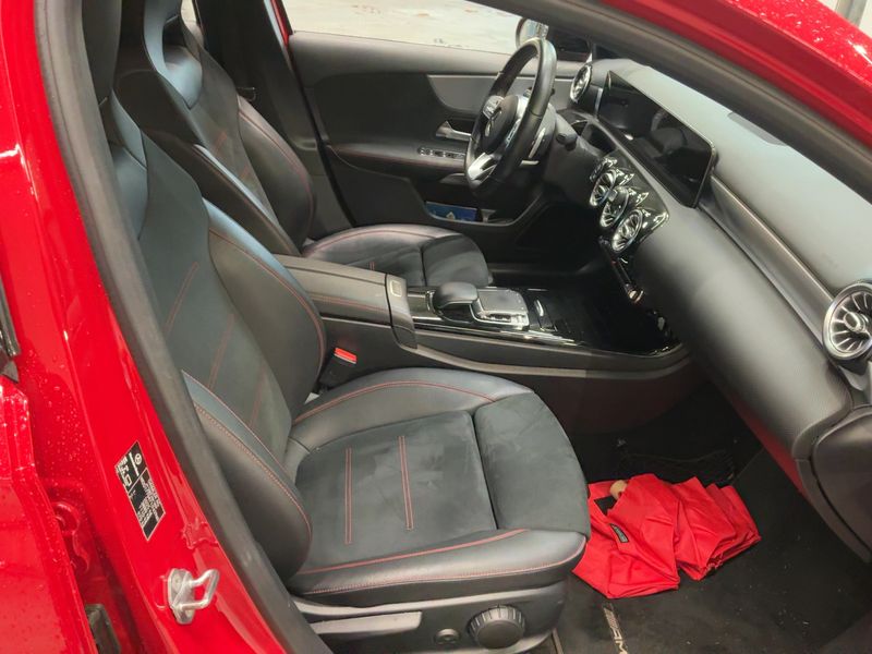 Mercedes-Benz A-Klasse A 250 4Matic AMG Line 2019 – снимка 16