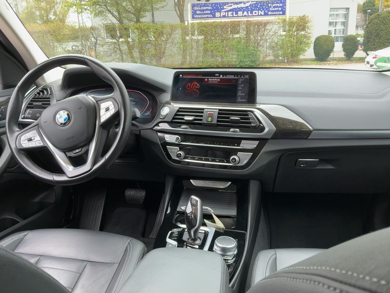 BMW X3 xDrive 20i Luxury Line 2020 – снимка 18