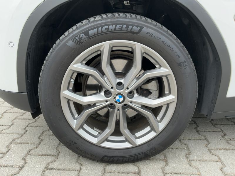 BMW X3 xDrive 20i Luxury Line 2020 – снимка 3