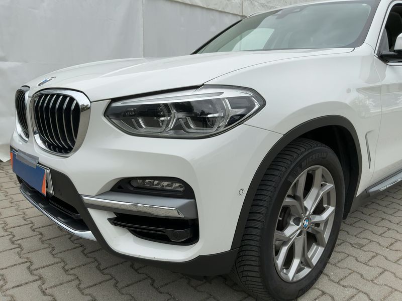 BMW X3 xDrive 20i Luxury Line 2020 – снимка 2