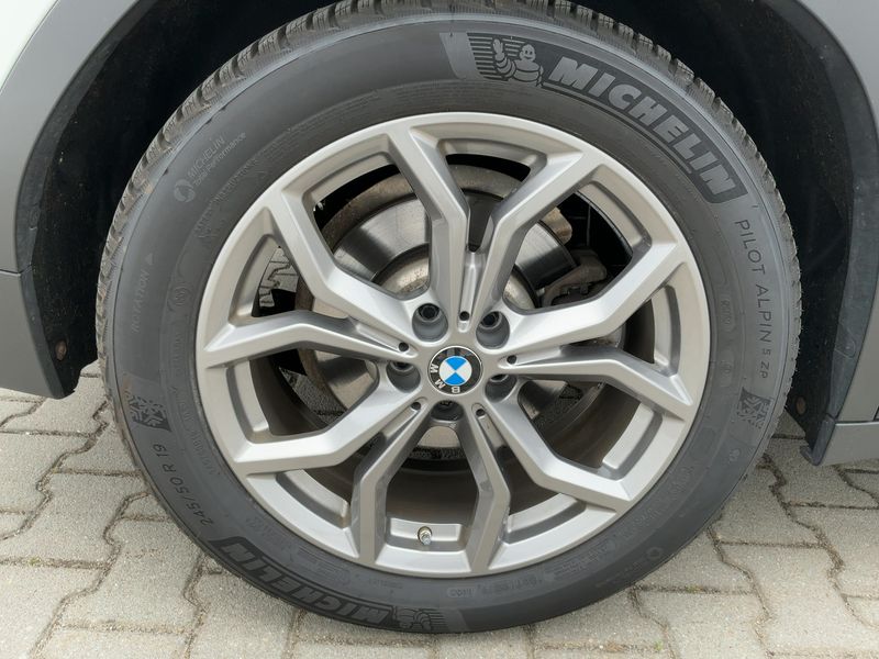BMW X3 xDrive 20i Luxury Line 2020 – снимка 9