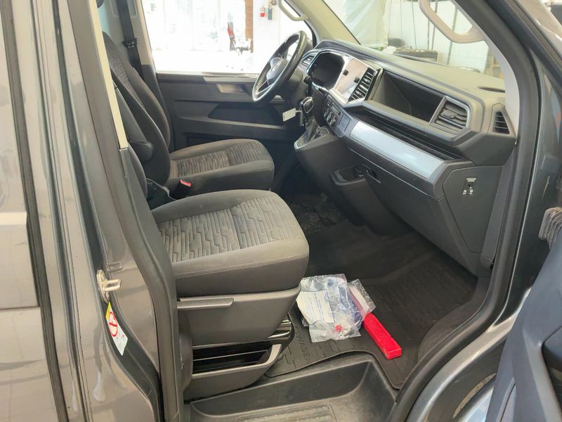 Volkswagen T6 Multivan 2.0 TDI Comfortline FWD 2020 – снимка 17
