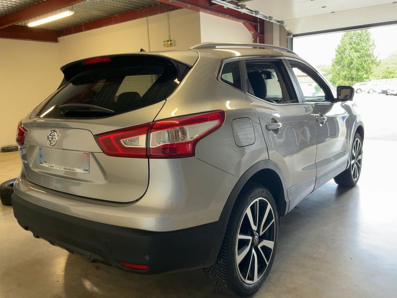 Nissan Qashqai 1.6 dCi Tekna 2017 – снимка 8