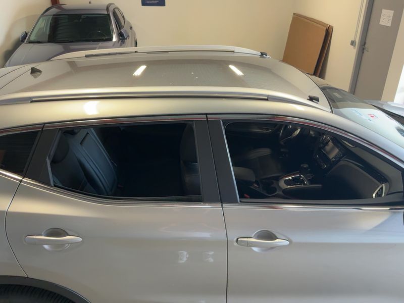 Nissan Qashqai 1.6 dCi Tekna 2017 – снимка 13
