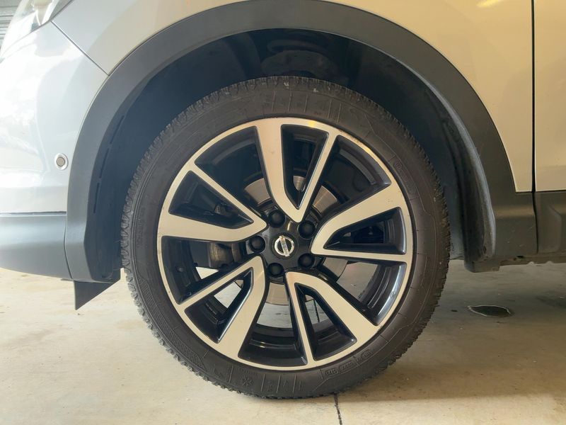 Nissan Qashqai 1.6 dCi Tekna 2017 – снимка 3