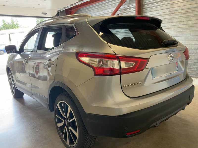 Nissan Qashqai 1.6 dCi Tekna 2017 – снимка 6