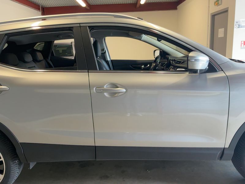 Nissan Qashqai 1.6 dCi Tekna 2017 – снимка 10