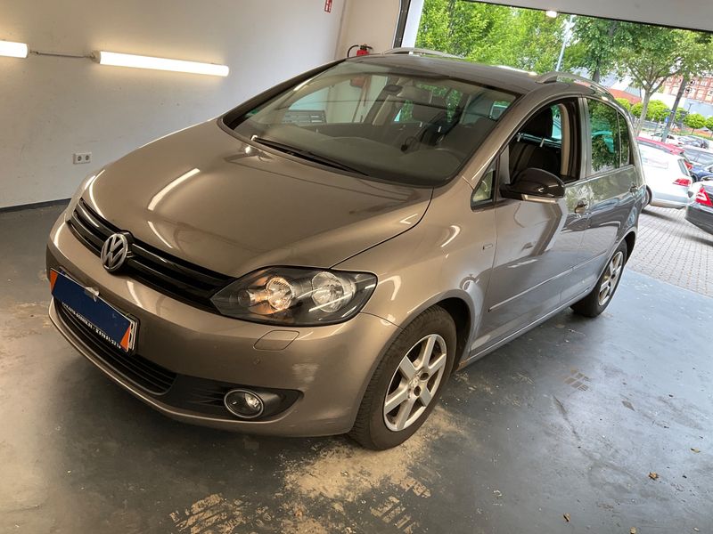 Volkswagen Golf VI Plus 1.2 TSI Match 2012 – снимка 1