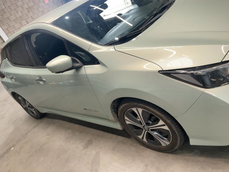 Nissan Leaf electric drive 110 kW 2 Zero Edition 2018 – снимка 12