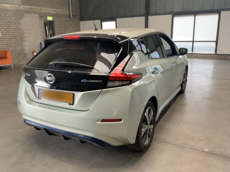Nissan Leaf electric drive 110 kW 2 Zero Edition 2018 – снимка 8
