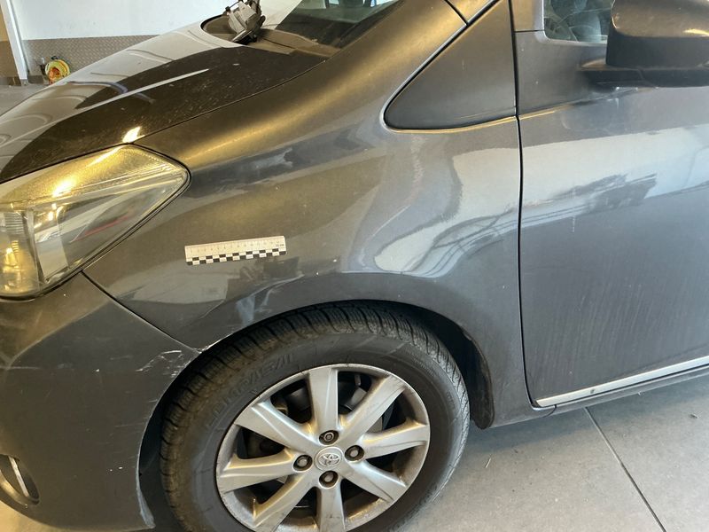 Toyota Yaris 1.33 Dual VVT-i Dynamic 2013 – снимка 30