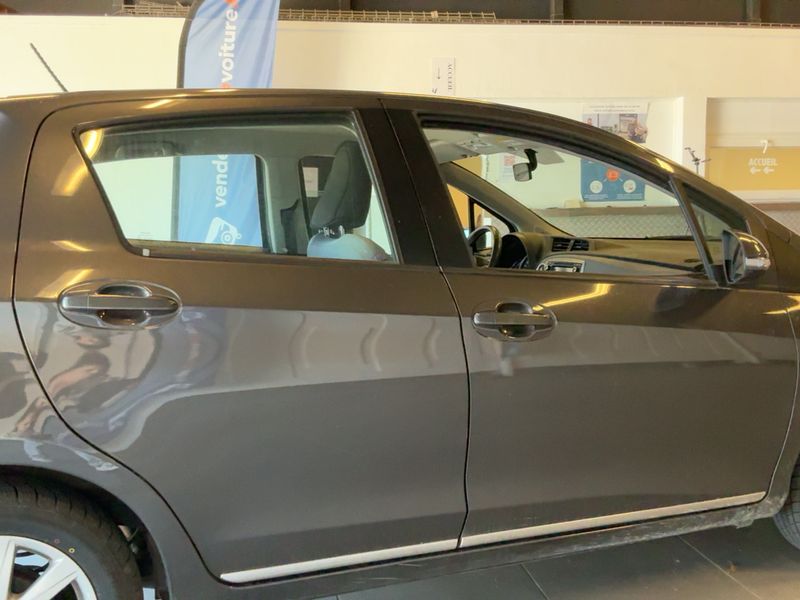 Toyota Yaris 1.33 Dual VVT-i Dynamic 2013 – снимка 10