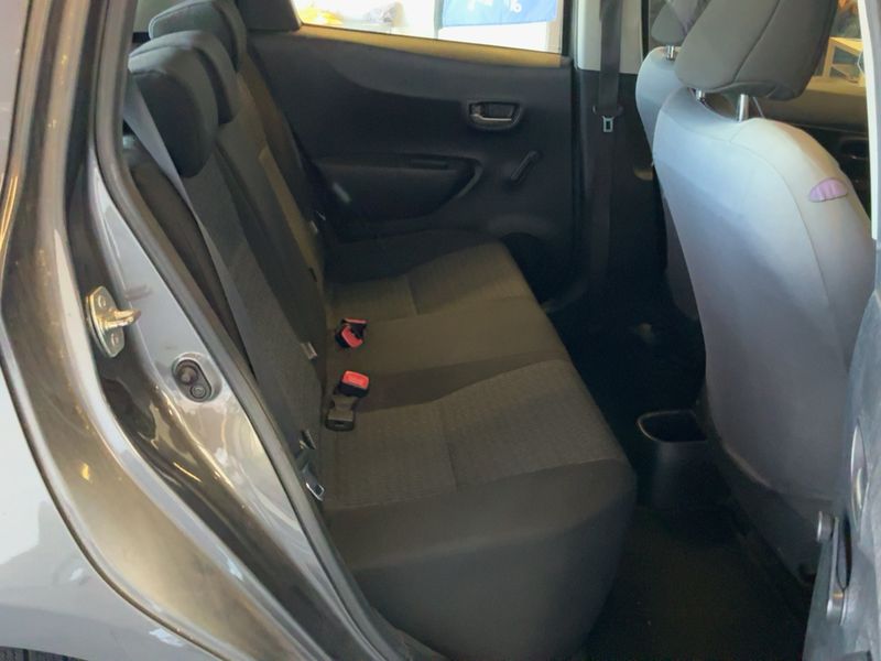 Toyota Yaris 1.33 Dual VVT-i Dynamic 2013 – снимка 19