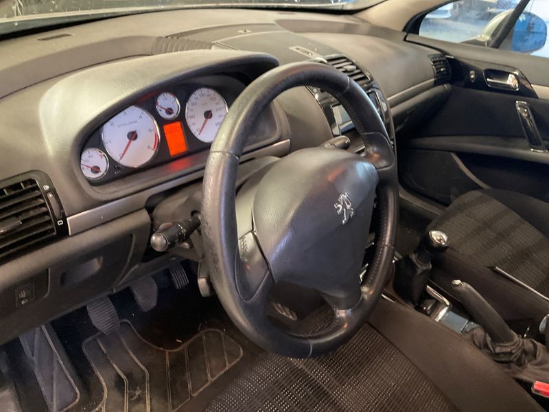 Peugeot 407 1.6 HDi Pack Limited 2010 – снимка 27