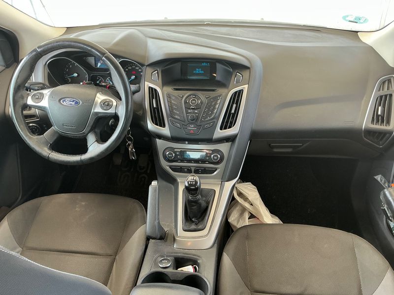 Ford Focus 1.0 EcoBoost Trend 2013 – снимка 17