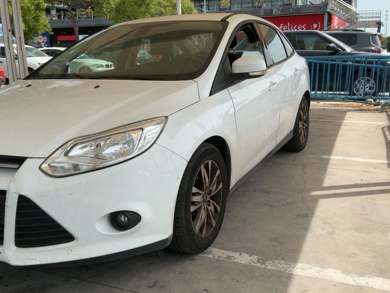 Ford Focus 1.0 EcoBoost Trend 2013 – снимка 2